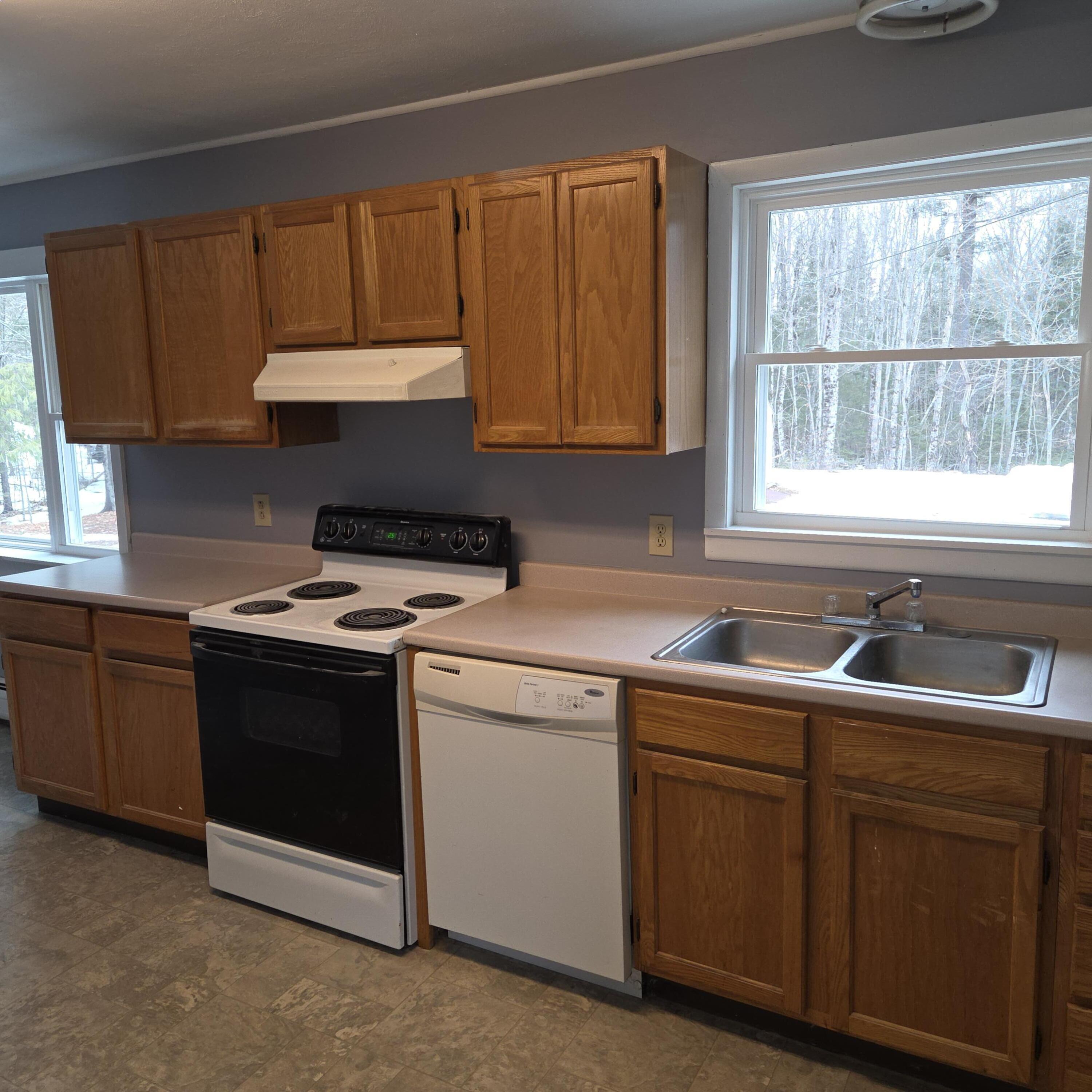 394 Transalpine Road Lincoln, ME 04457 - Photo 4 of 27