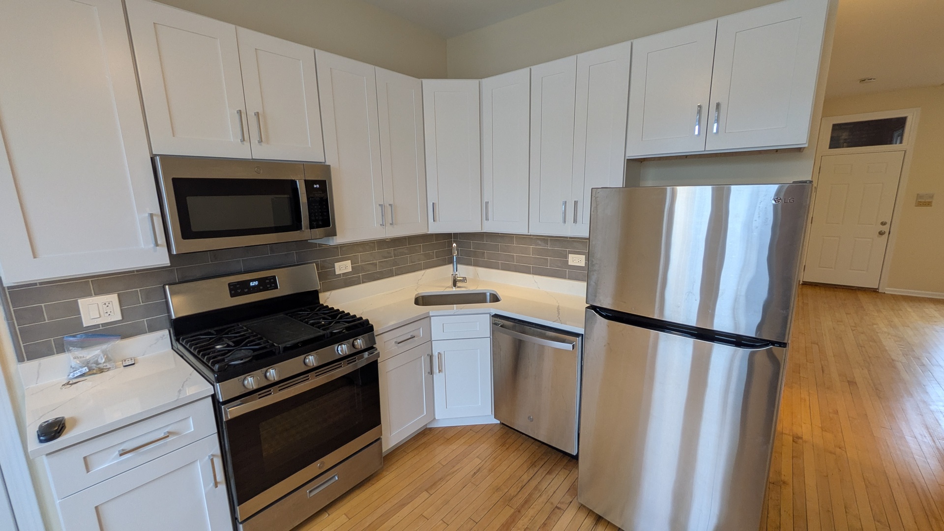 2322 West Rice Street, Unit 2R Chicago, IL 60622 - Photo 14 of 22