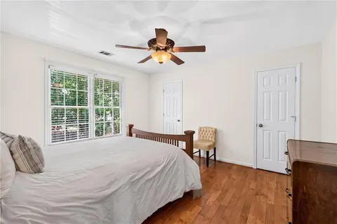 $875,000 | 5490 Hampstead Way, Johns Creek, GA 30097