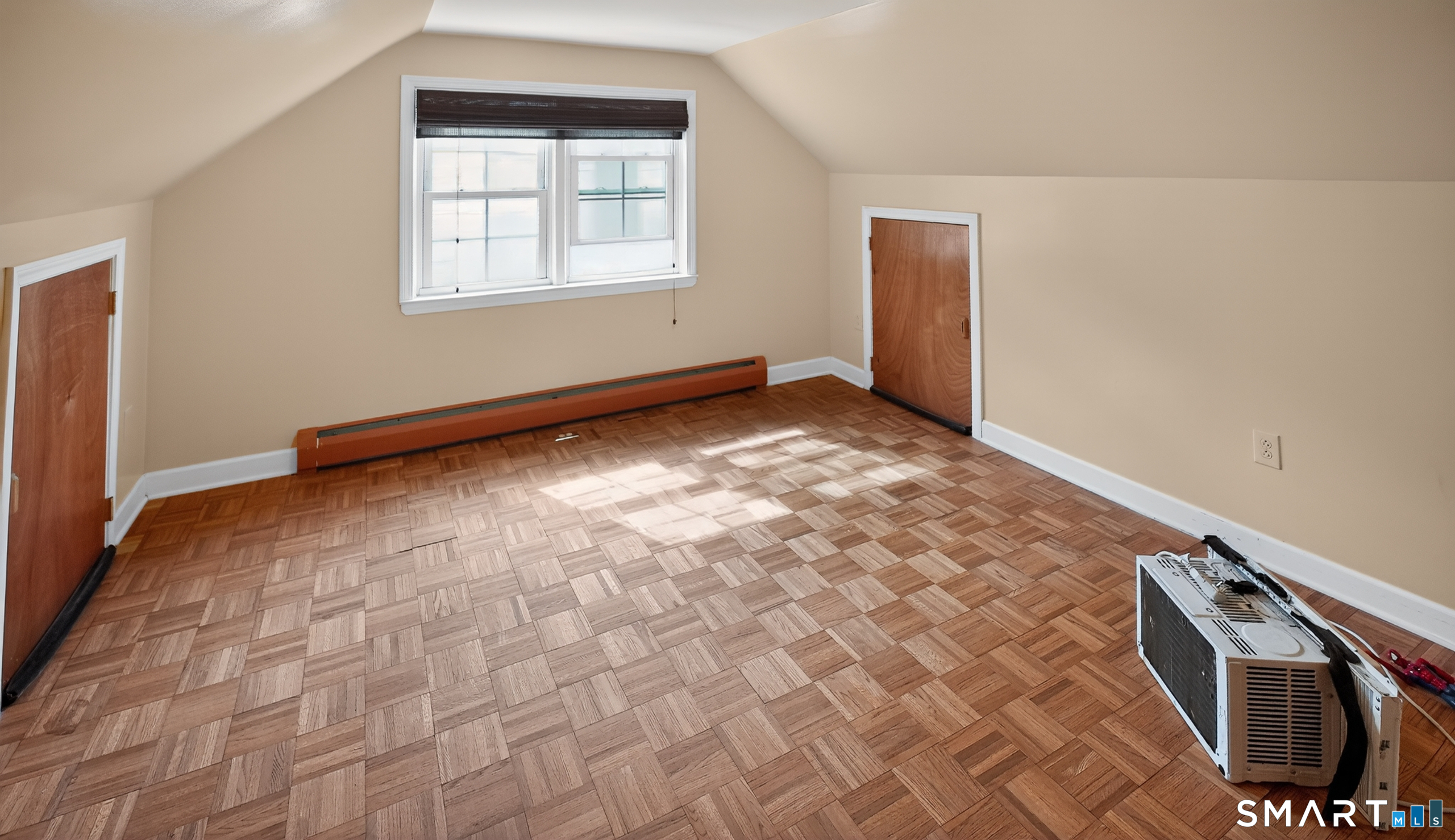 93 Wayland Avenue Waterbury, CT 06708 - Photo 10 of 12