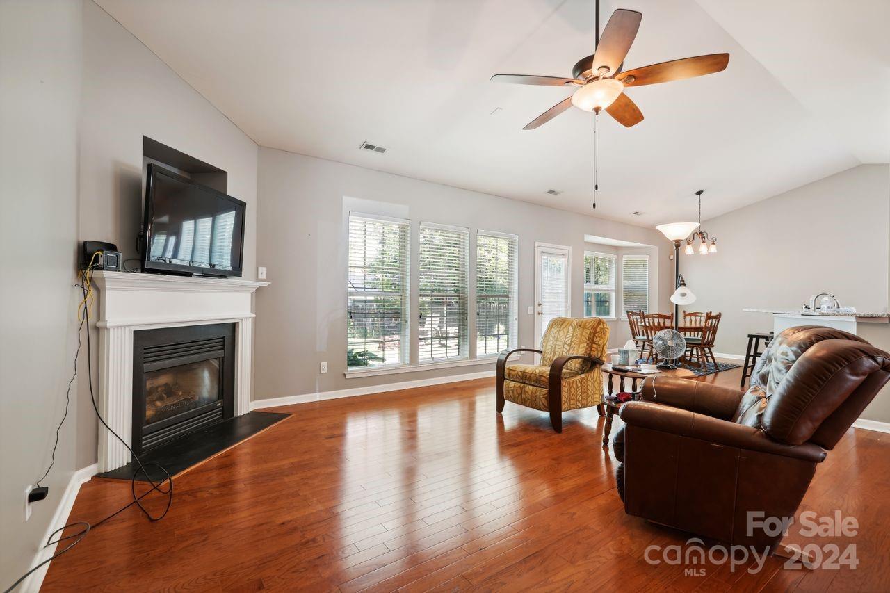 1612 Tate Road Rock Hill, SC 29732 - Photo 4 of 31 Gallery Image 4