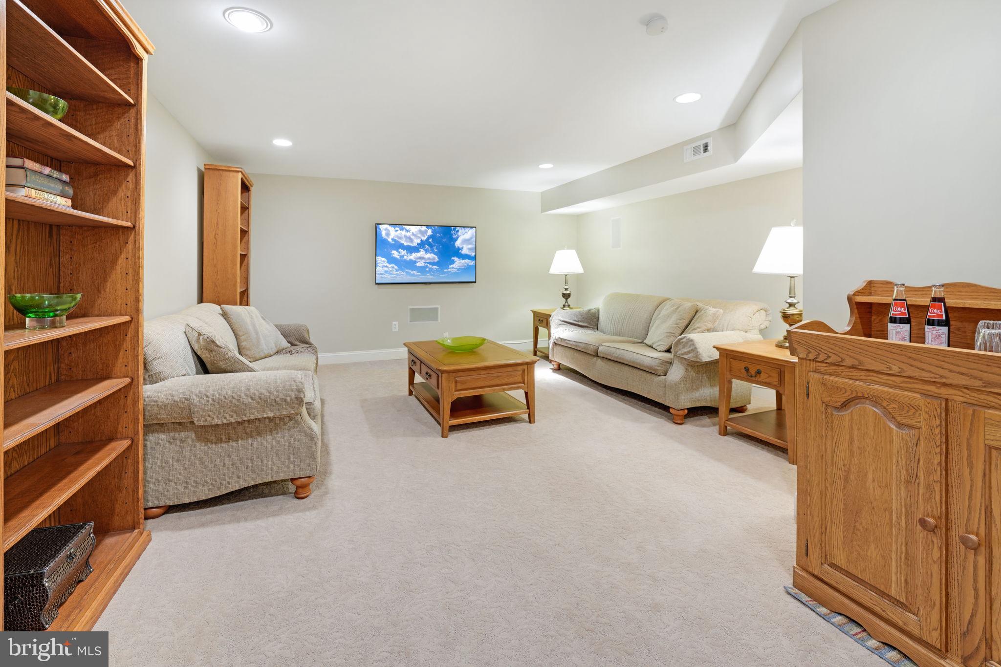 1142 Round Pebble Lane Reston, VA 20194 - Photo 48 of 75 Gallery Image 48