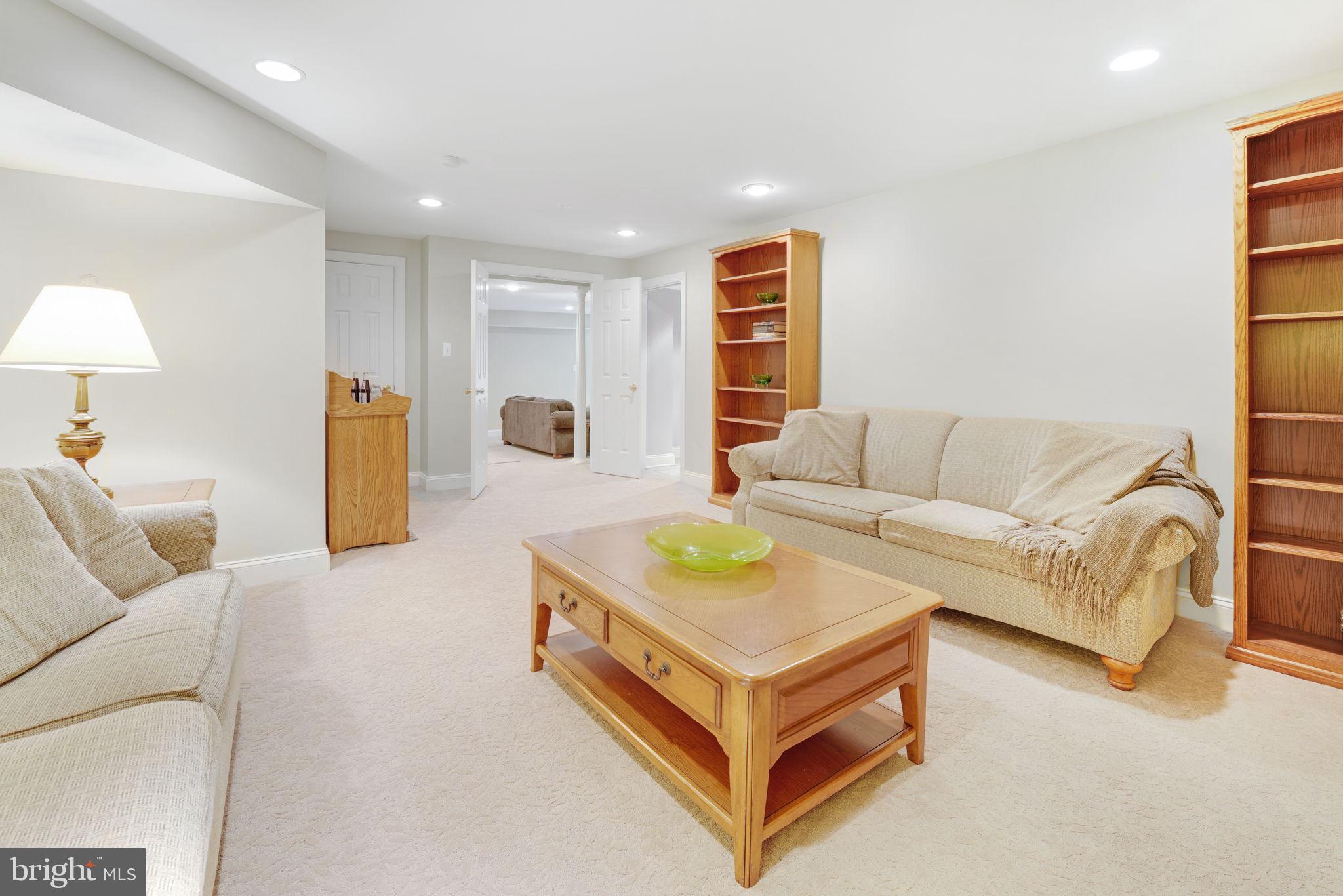 1142 Round Pebble Lane Reston, VA 20194 - Photo 49 of 75 Gallery Image 49