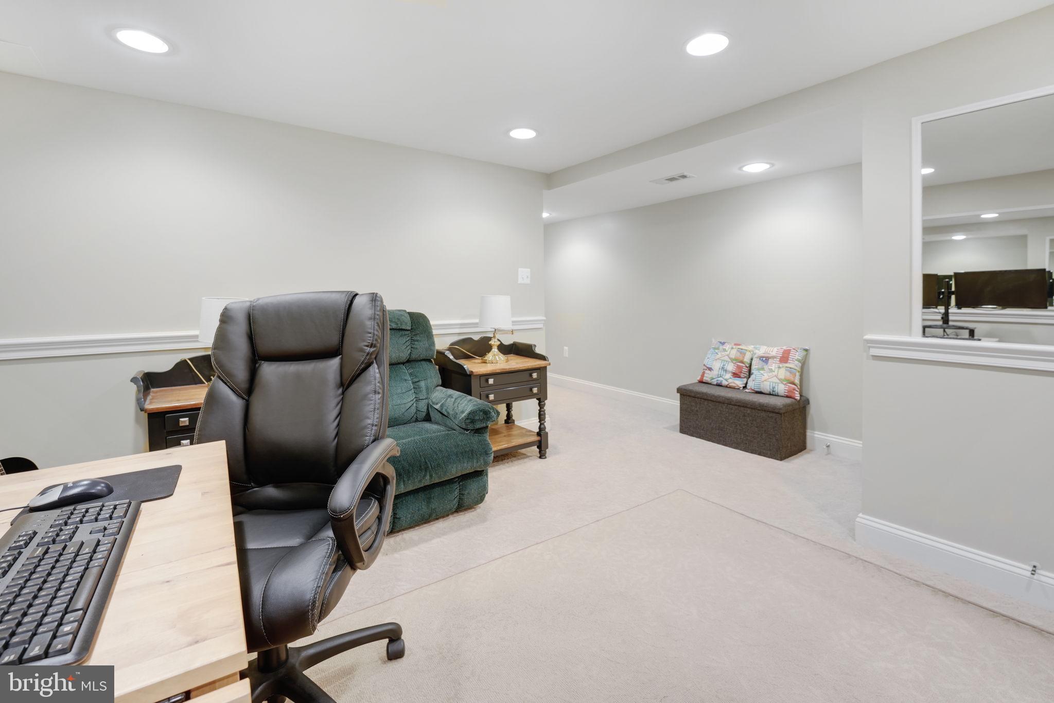 1142 Round Pebble Lane Reston, VA 20194 - Photo 54 of 75 Gallery Image 54