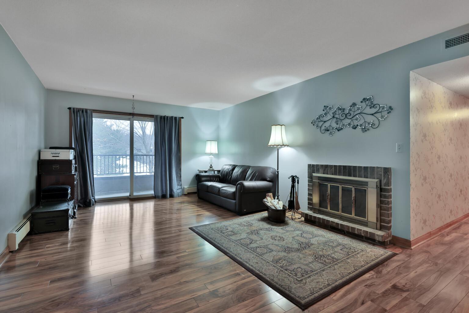 2220 Midland Grove Road, Unit 206 Roseville, MN 55113 - Photo 12 of 33