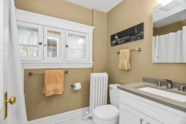 $989,000 | 2731 Park Place, Evanston, IL 60201