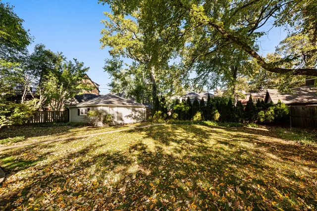 $989,000 | 2731 Park Place, Evanston, IL 60201