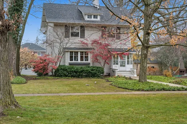 $989,000 | 2731 Park Place, Evanston, IL 60201