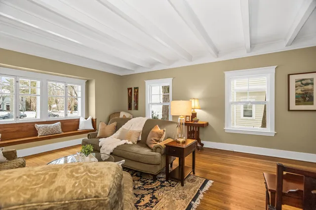 $989,000 | 2731 Park Place, Evanston, IL 60201