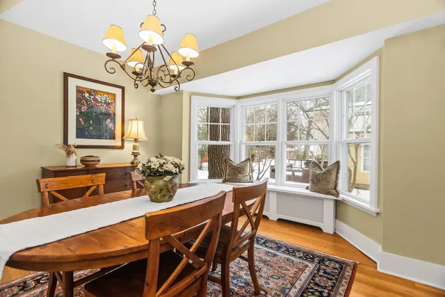 $989,000 | 2731 Park Place, Evanston, IL 60201