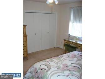 7328 Greenhill Road Philadelphia, PA 19151 - Photo 8 of 11 Bedroom - Main