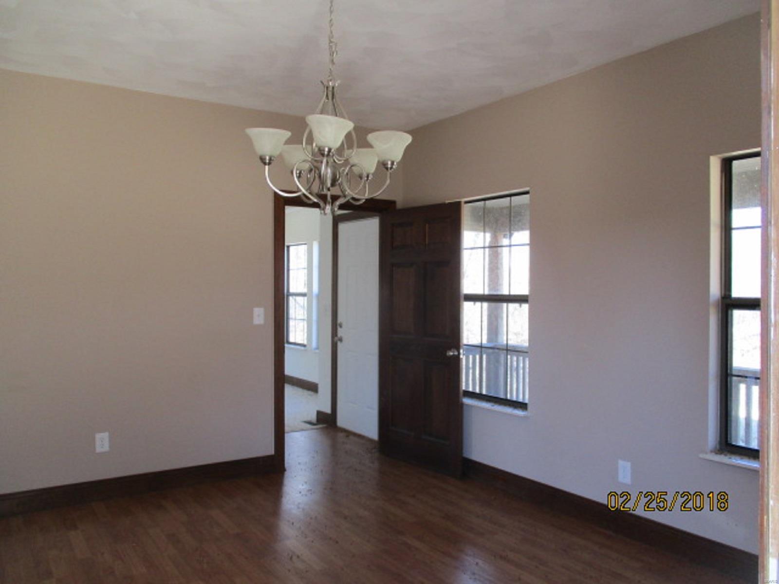 3672 Pleasant View Lane Fults, IL 62244 - Photo 4 of 7 Gallery Image 4
