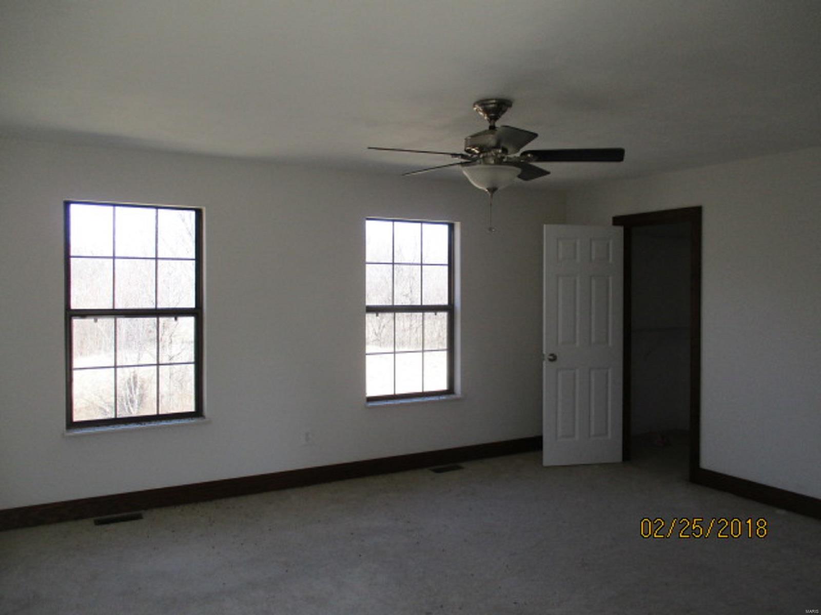 3672 Pleasant View Lane Fults, IL 62244 - Photo 5 of 7 Gallery Image 5