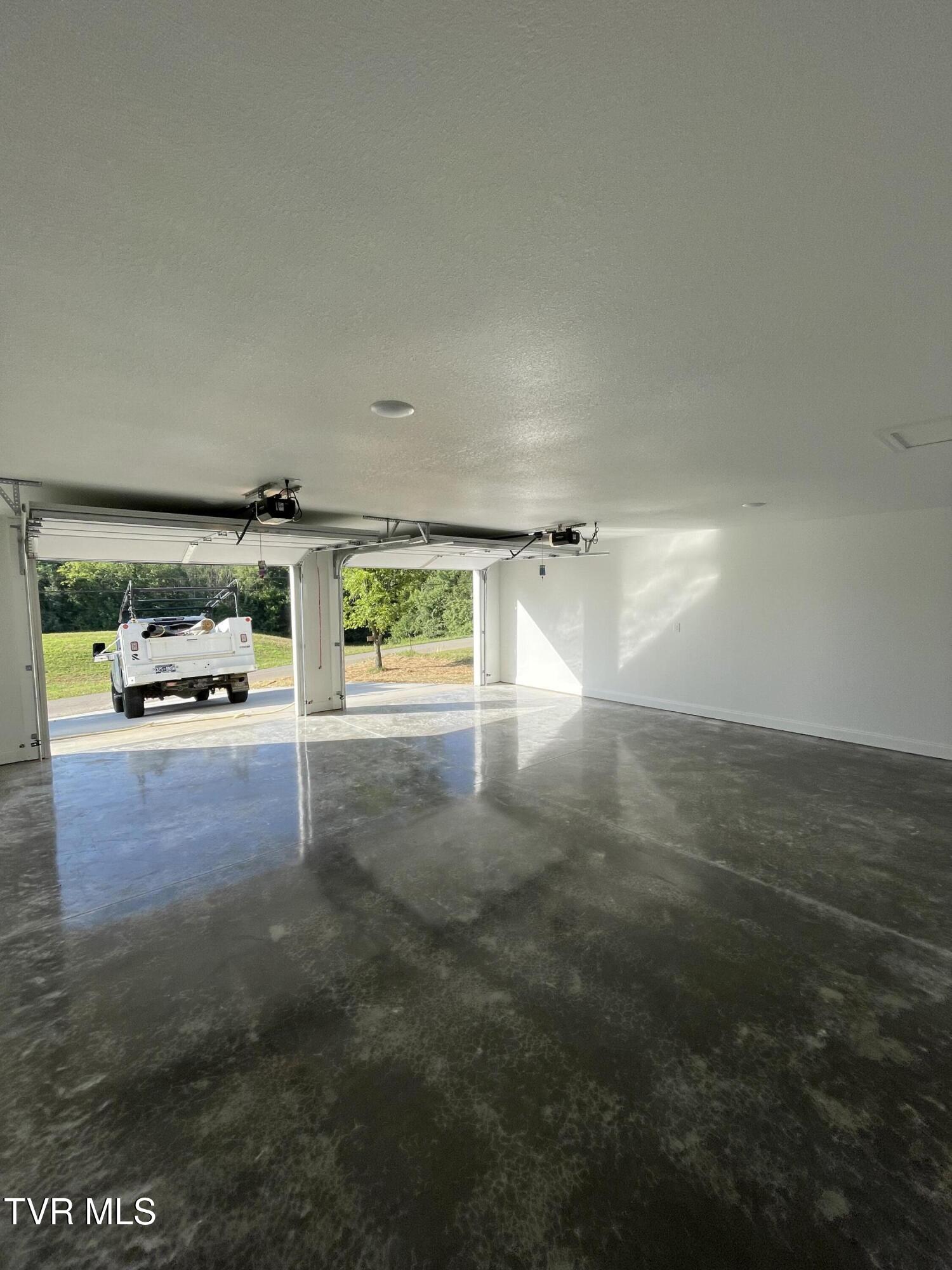 345 Pinto Road Greeneville, TN 37745 - Photo 39 of 41 IMG_2927