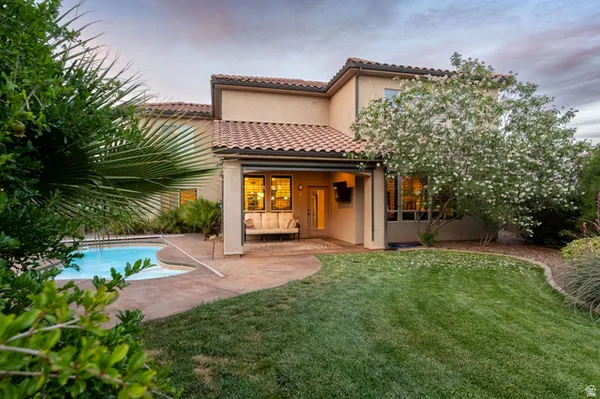 $869,900 | 1752 South 2760th Cir Street East, St. George, UT 84790