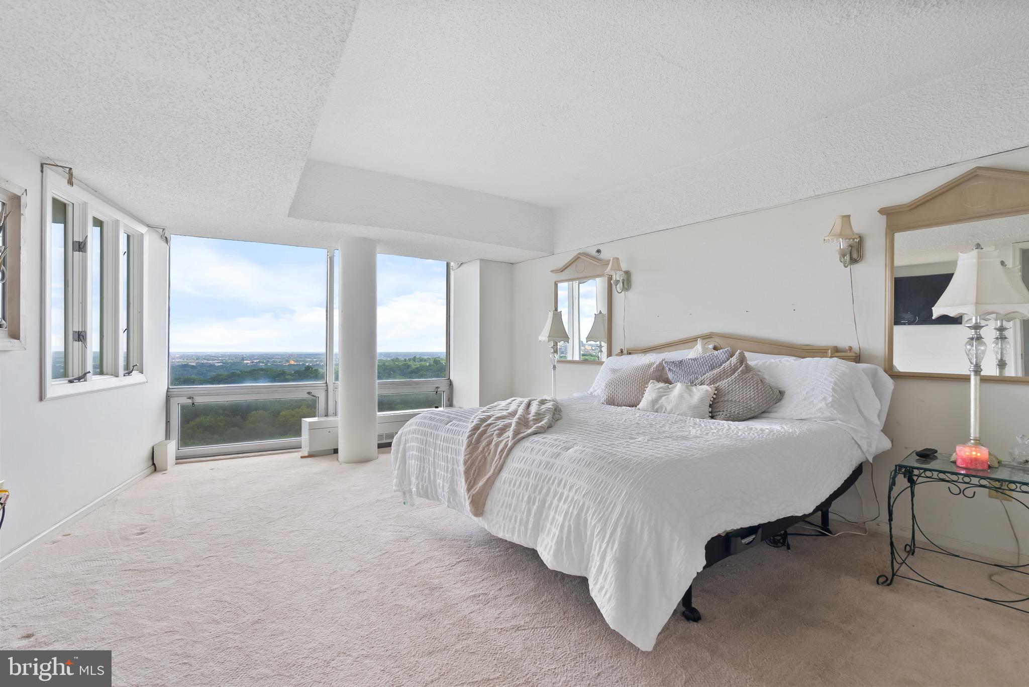 3900 West Ford Road, Unit 23C Philadelphia, PA 19131 - Photo 15 of 28 Primary Bedroom