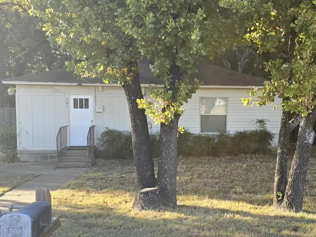 a view of a house with pool