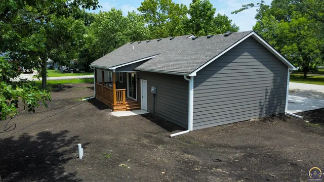 $225,000 | 702 South 8th Street, Burlington, KS 66839