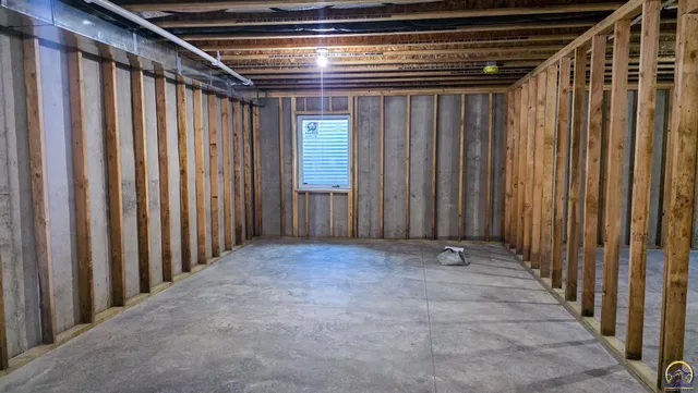 $225,000 | 702 South 8th Street, Burlington, KS 66839