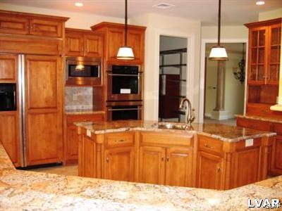 3620 Manor Road Bethlehem, PA 18020 - Photo 19 of 47 Great entertaining kitchen with G.E.
Mono