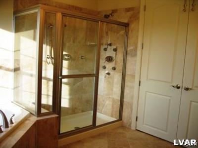 3620 Manor Road Bethlehem, PA 18020 - Photo 28 of 47 Large tiled shower with seat