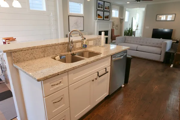 $3,900 | 5202 Tennessee Avenue, Nashville, TN 37209