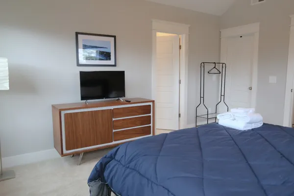 $3,900 | 5202 Tennessee Avenue, Nashville, TN 37209