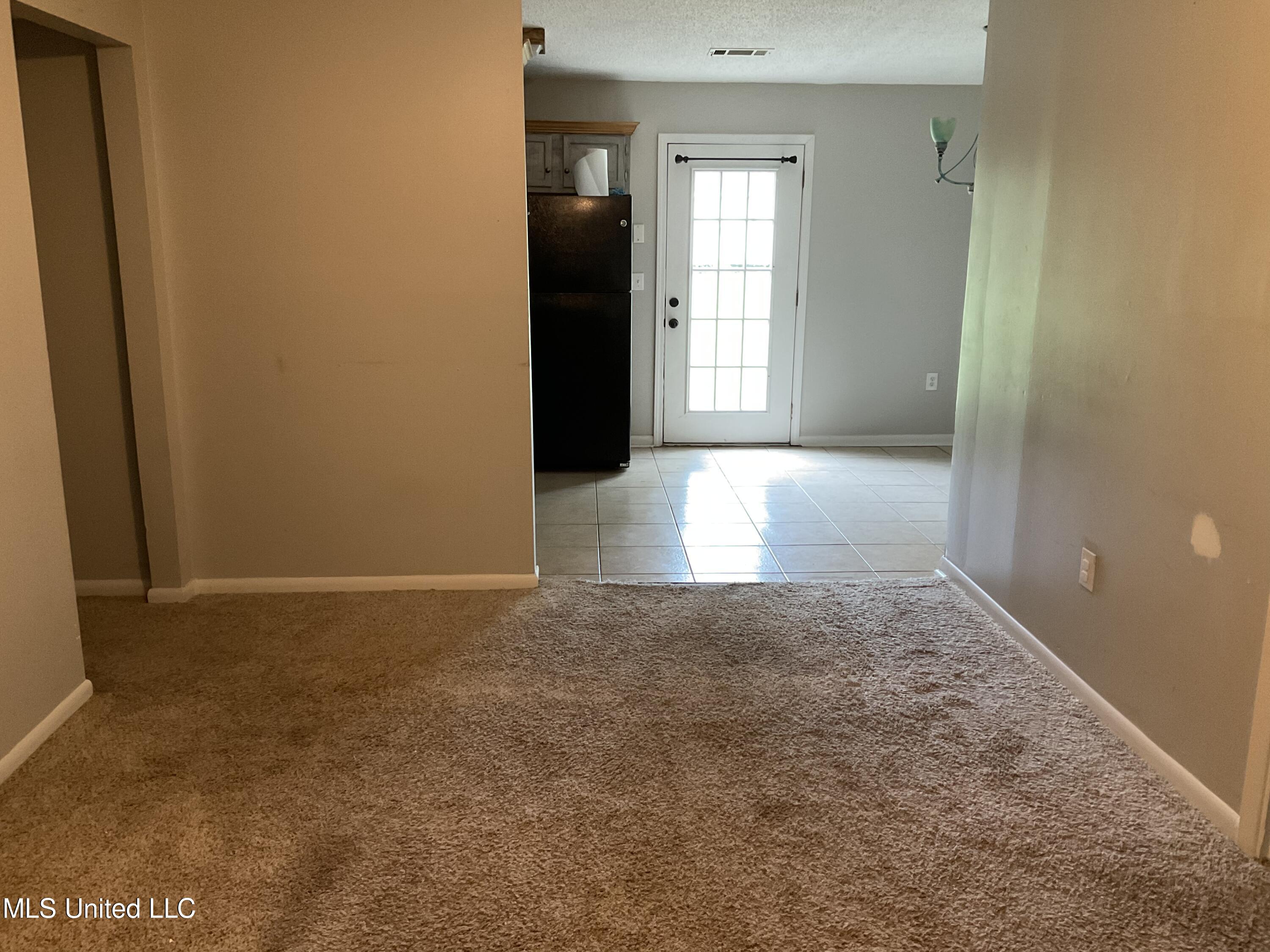 109 McRaven Street Clinton, MS 39056 - Photo 3 of 11 69479B9E-5F15-4A8D-8548-2F7FCD2ADB99