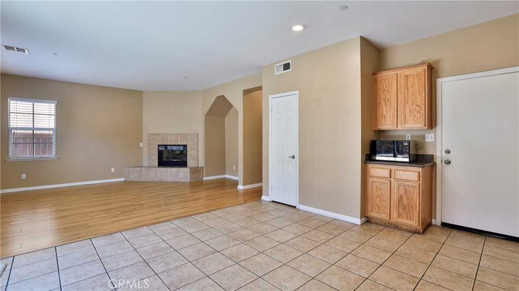 1765 Yvonne Court Riverside, CA 92501 - Photo 15 of 60