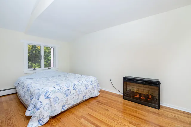 $665,000 | 154 Wilburs Lane, Guilford, CT 06437