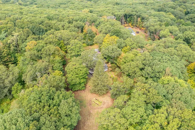 $665,000 | 154 Wilburs Lane, Guilford, CT 06437