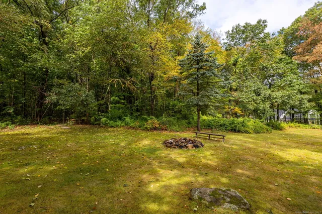 $665,000 | 154 Wilburs Lane, Guilford, CT 06437