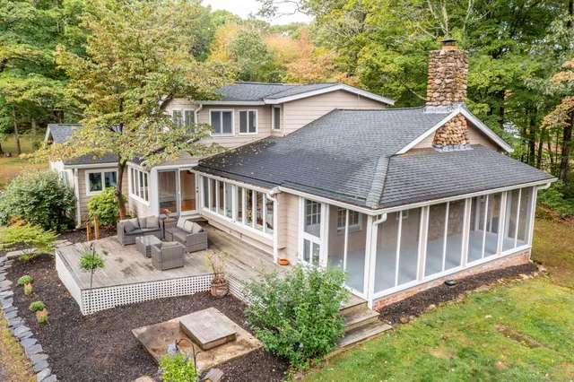 $665,000 | 154 Wilburs Lane, Guilford, CT 06437