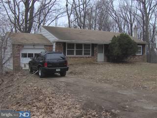 1305 Reed Street Coatesville, PA 19320 - Photo 1 of 6 Gallery Image 1