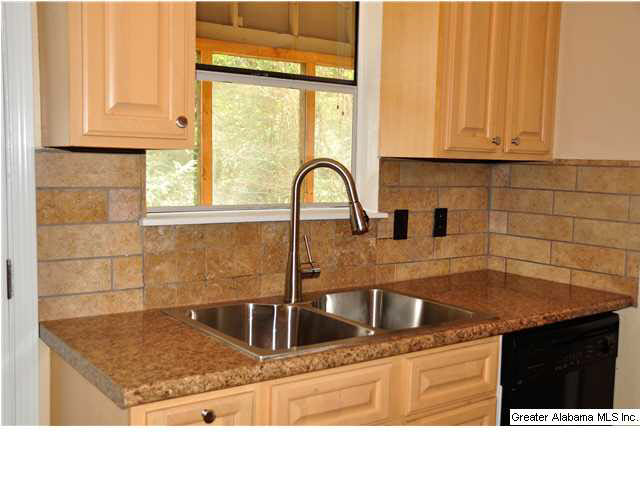 1421 Tropical Lane Alabaster, AL 35007 - Photo 6 of 31