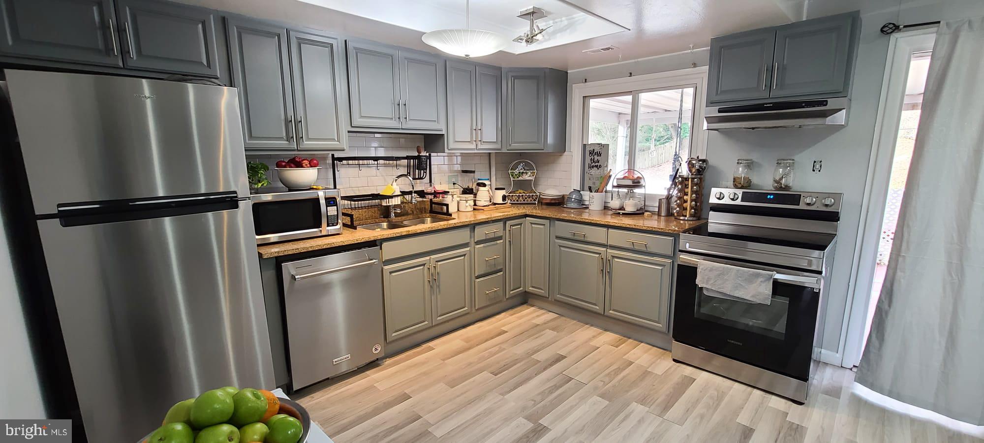 14924 Hydrus Road Silver Spring, MD 20906 - Photo 31 of 41 Kitchen