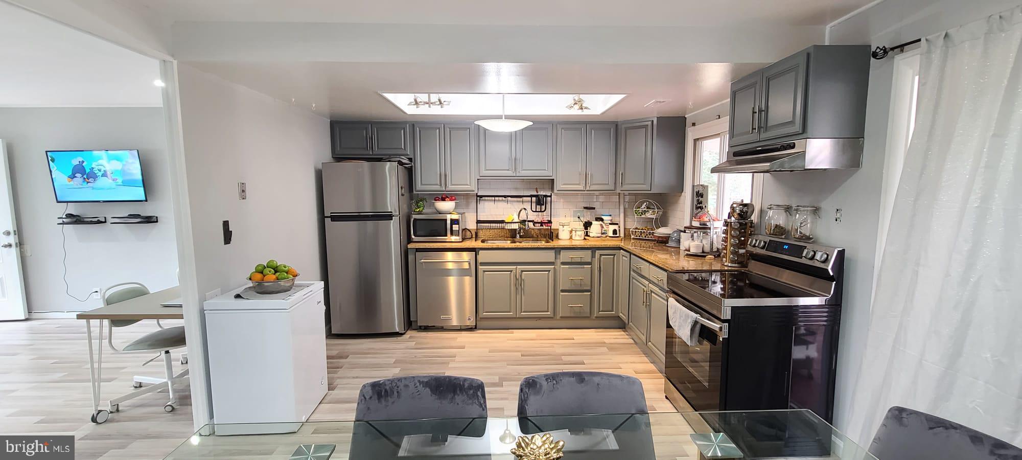 14924 Hydrus Road Silver Spring, MD 20906 - Photo 32 of 41 Gallery Image 32