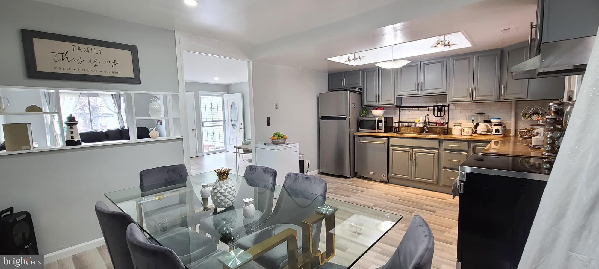 14924 Hydrus Road Silver Spring, MD 20906 - Photo 33 of 41 Kitchen/ Dining Room