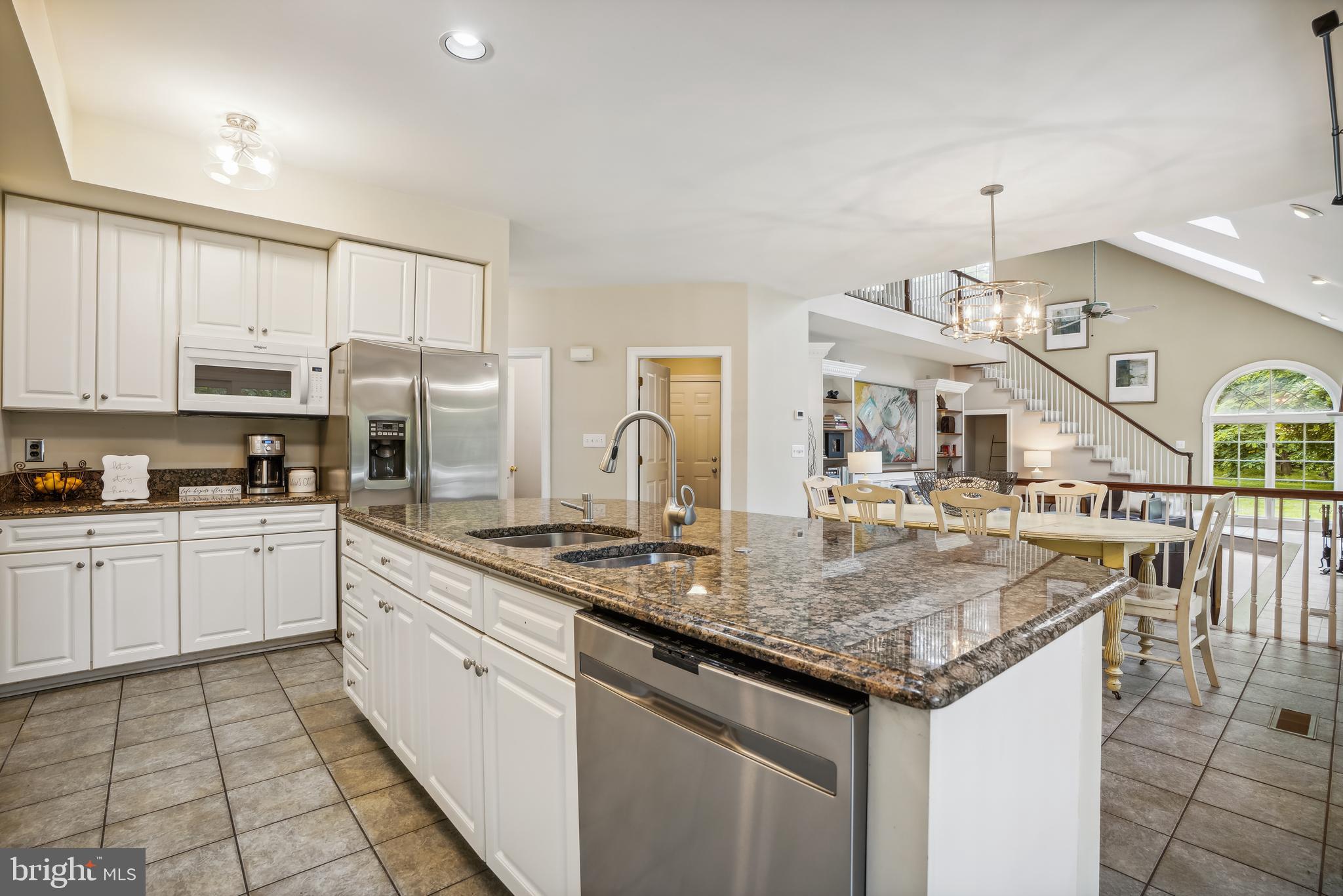 6529 Freetown Road Columbia, MD 21044 - Photo 10 of 36 Stainless Steel Appliances