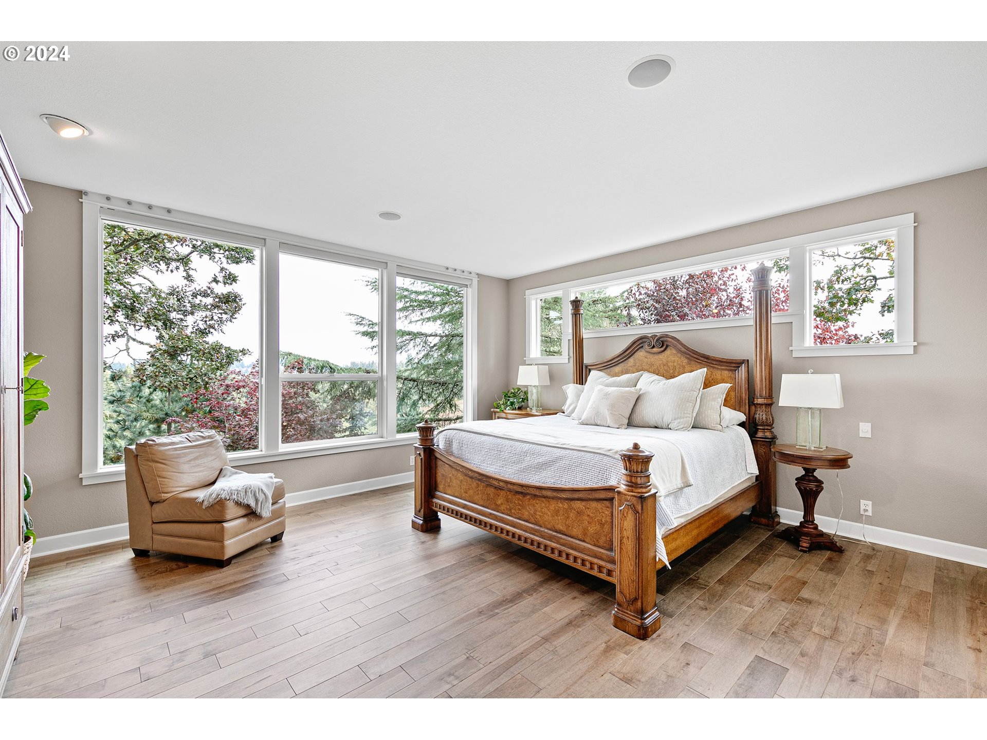 3321 Bentley Avenue Eugene, OR 97405 - Photo 15 of 48 a bedroom with a bed and a large window