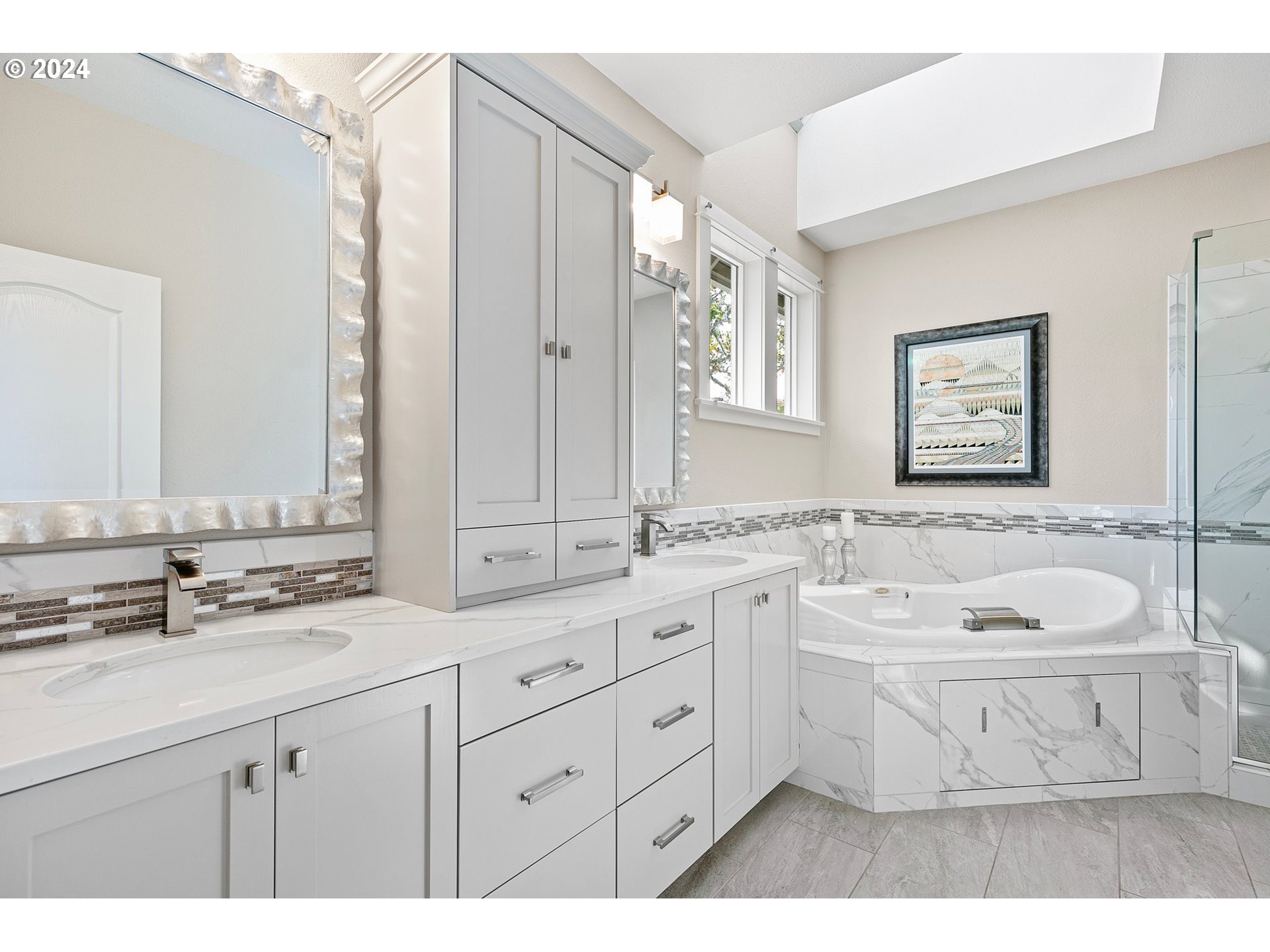 3321 Bentley Avenue Eugene, OR 97405 - Photo 19 of 48 a bathroom with a granite countertop sink mirror and double