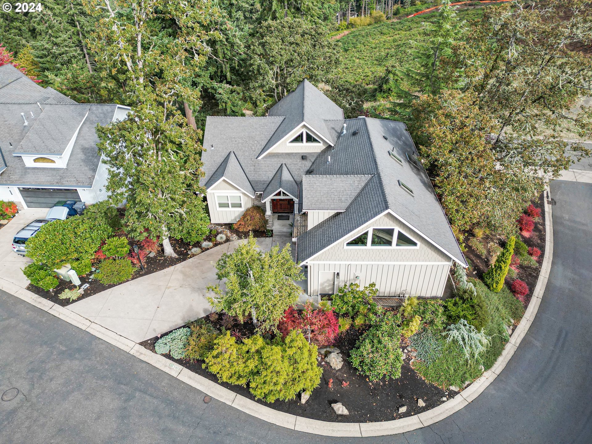 3321 Bentley Avenue Eugene, OR 97405 - Photo 44 of 48 an aerial view of a house