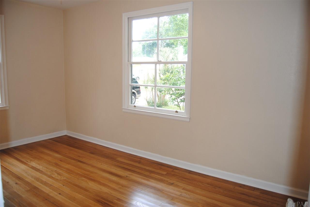 303 Flannan Road Pensacola, FL 32507 - Photo 8 of 37 Gallery Image 8