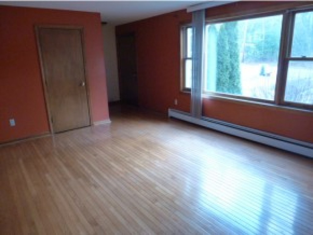 8 Al Street, Unit L Derry, NH 03038 - Photo 3 of 12 Gallery Image 3
