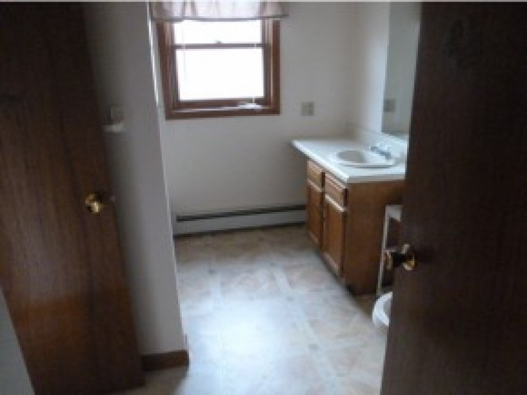 8 Al Street, Unit L Derry, NH 03038 - Photo 6 of 12 Gallery Image 6