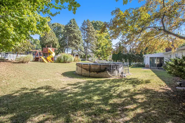 $369,900 | 5345 Squires Manor Road, Jackson, MI 49201