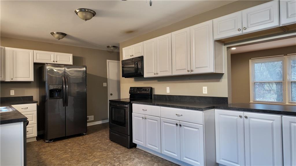 6121 Hunter Street Raytown, MO 64133 - Photo 14 of 31