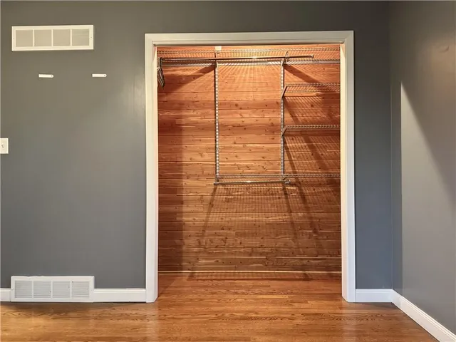 $285,000 | 6121 Hunter Street, Raytown, MO 64133