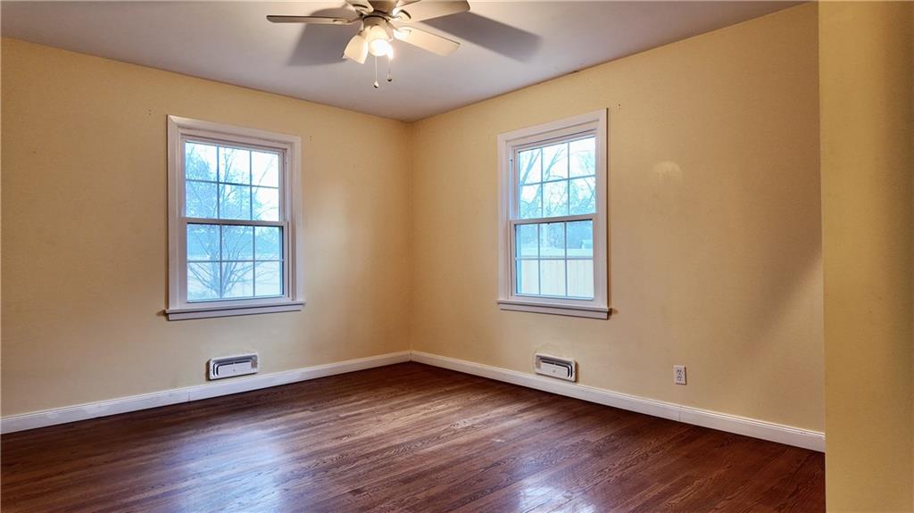 6121 Hunter Street Raytown, MO 64133 - Photo 20 of 31