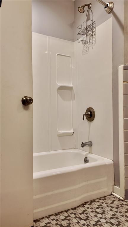 6121 Hunter Street Raytown, MO 64133 - Photo 25 of 31